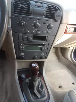 Volvo V40 — foto 6
